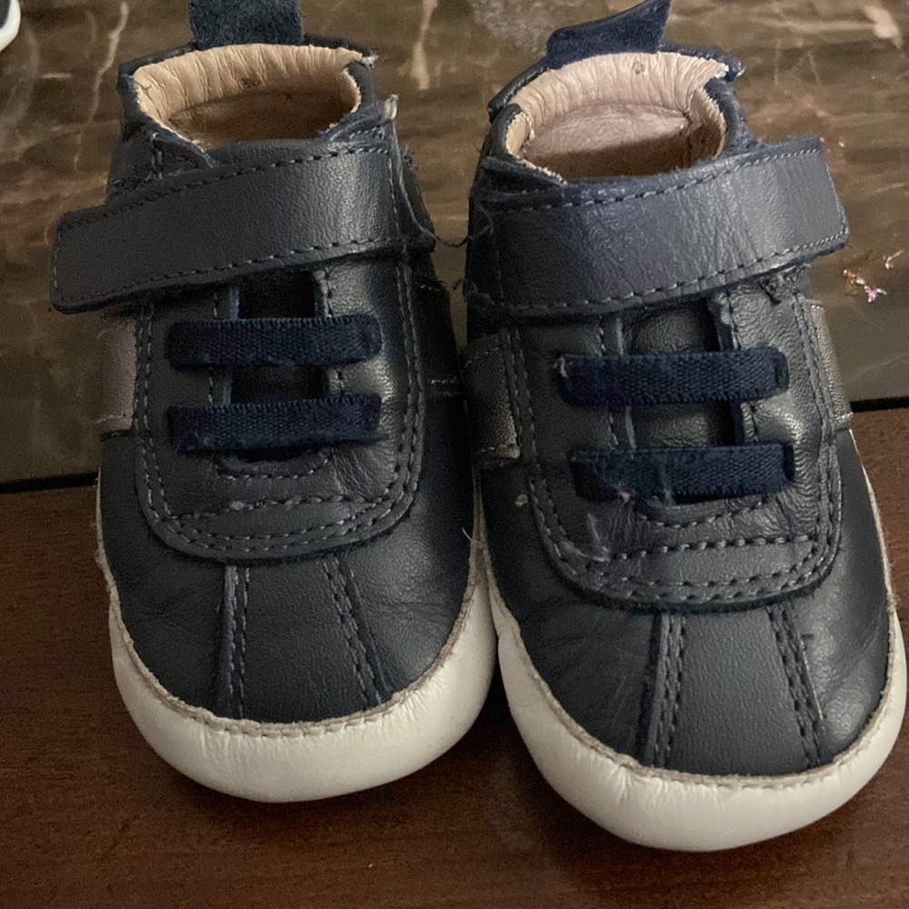 Baby shoes